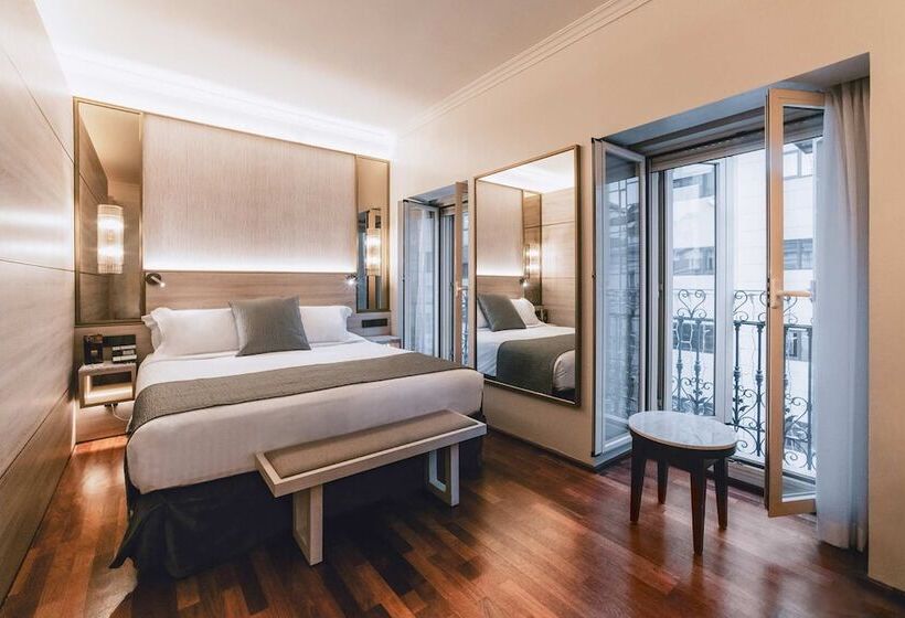 اتاق لوکس, Preciados