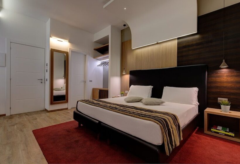 חדר סטנדרט לארבעה, Rinascimento   Gruppo Trevi Hotels