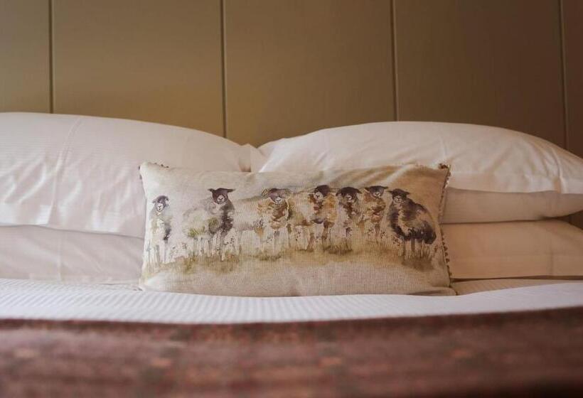 חדר דחוקס עם מיטת קינג, Royal Oak