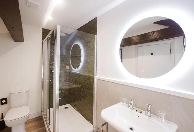 סוויטה משפחתית, Royal Oak