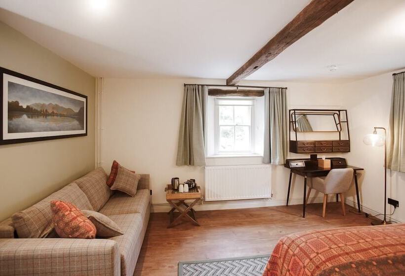 חדר דלוקס לשלושה, Royal Oak