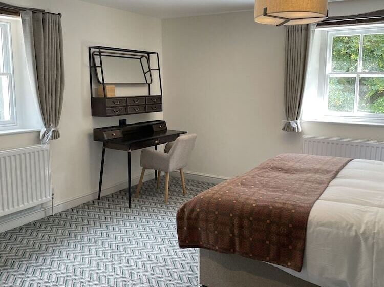 חדר אקזקיוטיב, Royal Oak