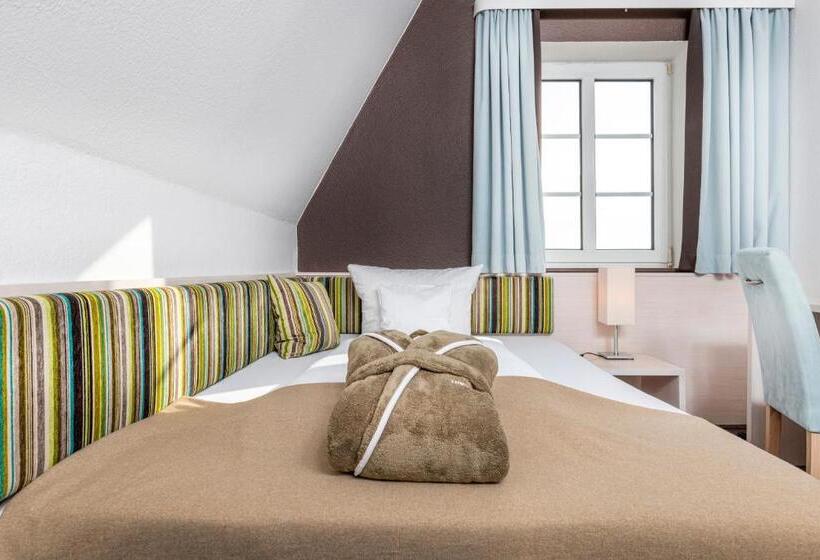 スタンダードシングルルーム, Und Spa Lundenbergsand