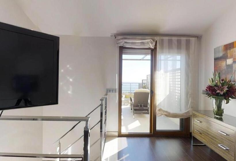 جناح دوبلكس, Vincci Selección Aleysa