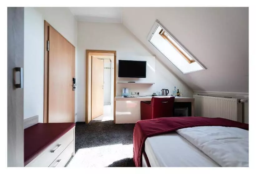 Standard Yhden Hengen Huone, Landhotel Burg Im Spreewald Resort & Spa