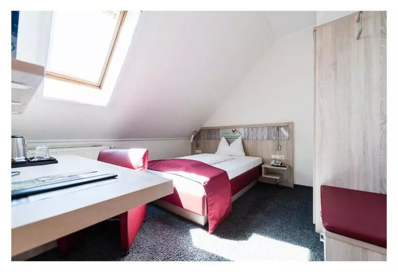 Standard Yhden Hengen Huone, Landhotel Burg Im Spreewald Resort & Spa