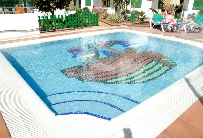 דירת חדר, Las Faluas