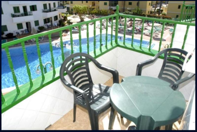 דירת חדר, Las Faluas