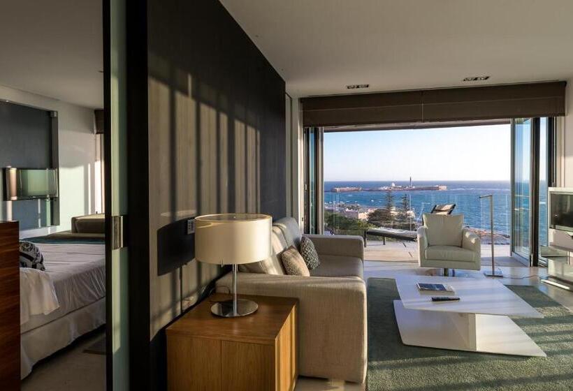 小型套房带海景, Parador De Cadiz