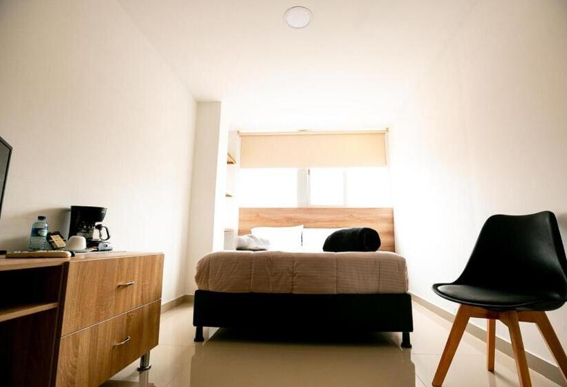 اتاق استاندارد, Orange Wild