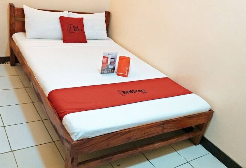 اتاق استاندارد, Reddoorz Near Baclay Drive Super Metro