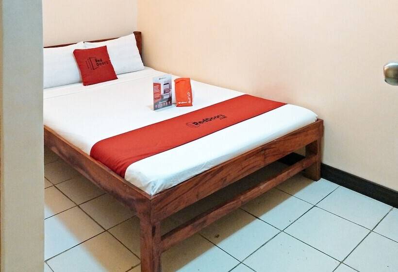 اتاق استاندارد, Reddoorz Near Baclay Drive Super Metro