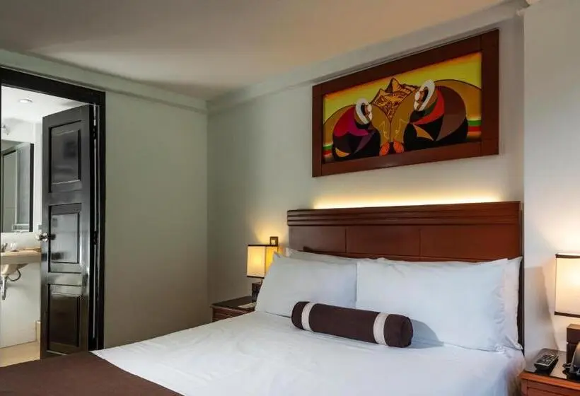 Standardzimmer, Ferre Boulevard Machu Picchu