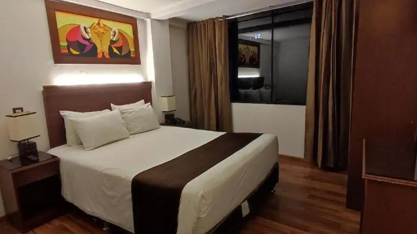 Standardzimmer, Ferre Boulevard Machu Picchu