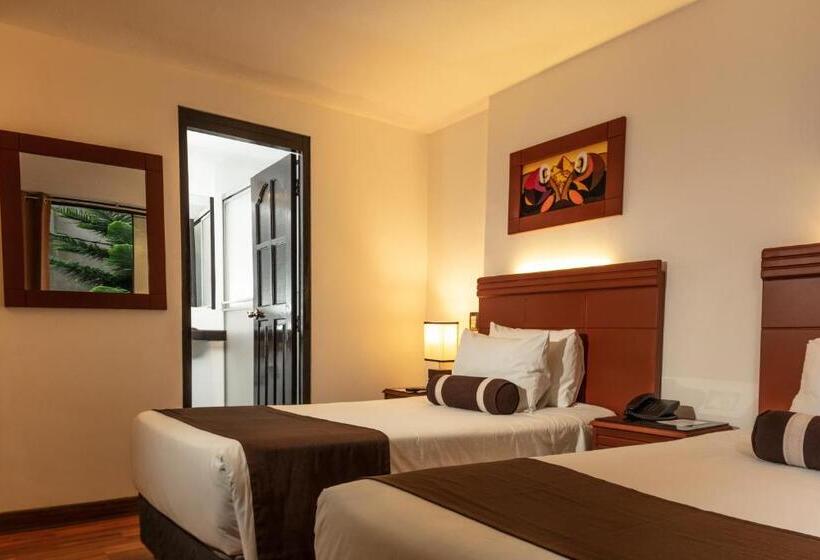 标准间, Ferre Boulevard Machu Picchu