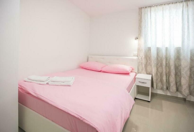 اتاق استاندارد یک نفره, Pansion Kipovi