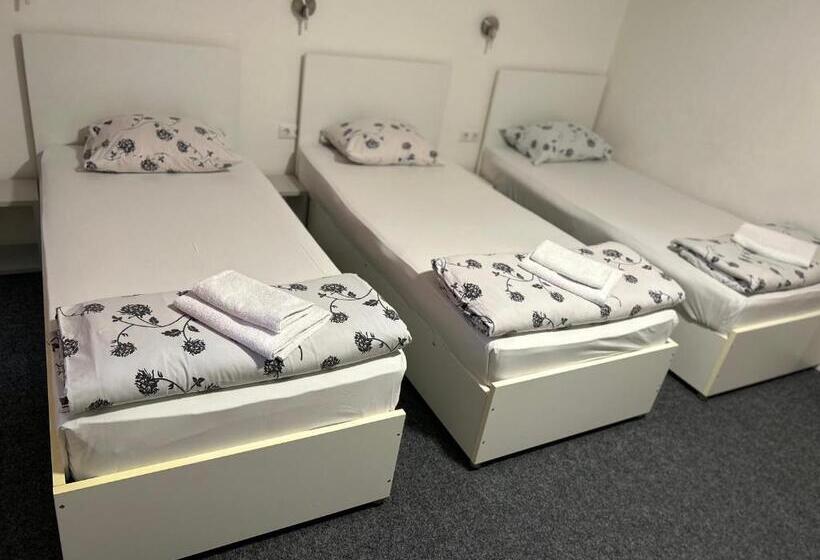 اتاق استاندارد سه نفره, Pansion Kipovi