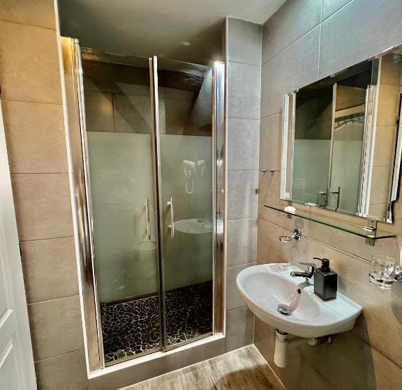 غرفة قياسية, Jiřičná