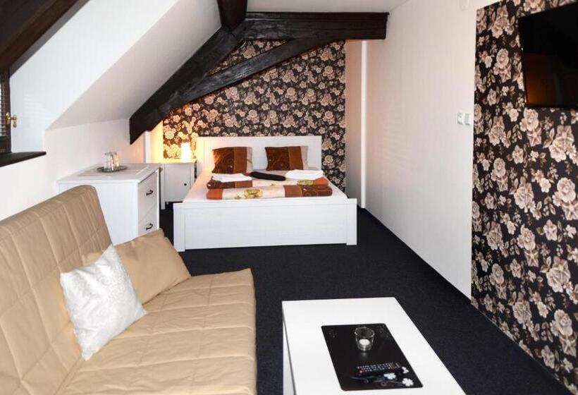 غرفة قياسية, Jiřičná