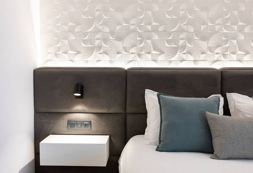 اتاق استاندارد, Old Port