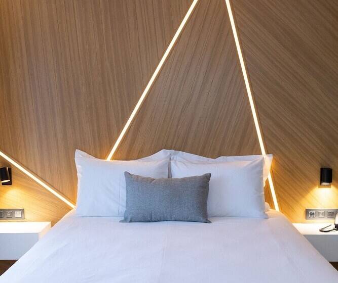 اتاق استاندارد, Old Port