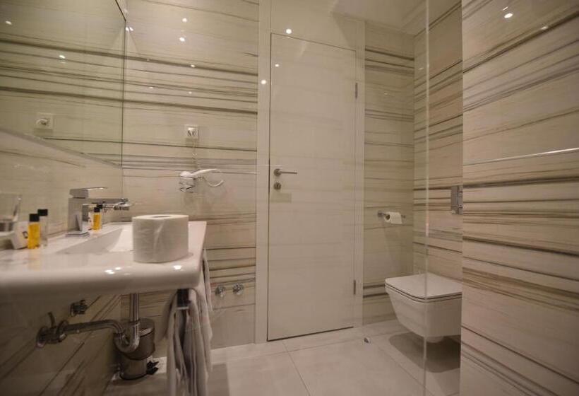 آپارتمان 1 خوابه با تراس, Sesto Senso