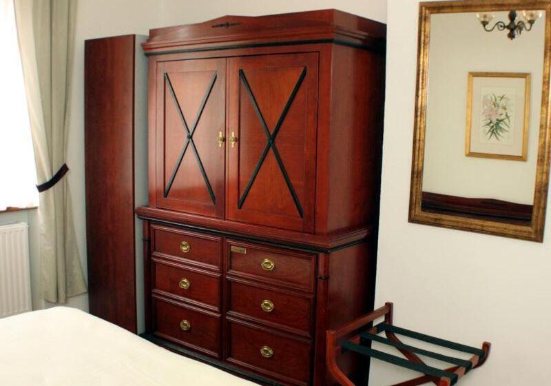 标准间, Penzion U Dobrého Lva