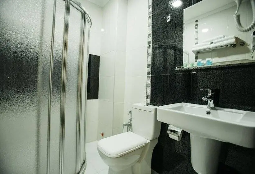 اتاق خانوادگی با چشم‌انداز دریا, Kobuleti Pearl Of Sea Hotel & Spa