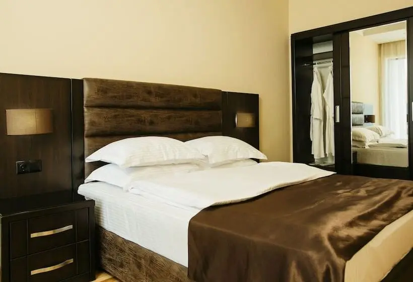 اتاق خانوادگی با چشم‌انداز دریا, Kobuleti Pearl Of Sea Hotel & Spa