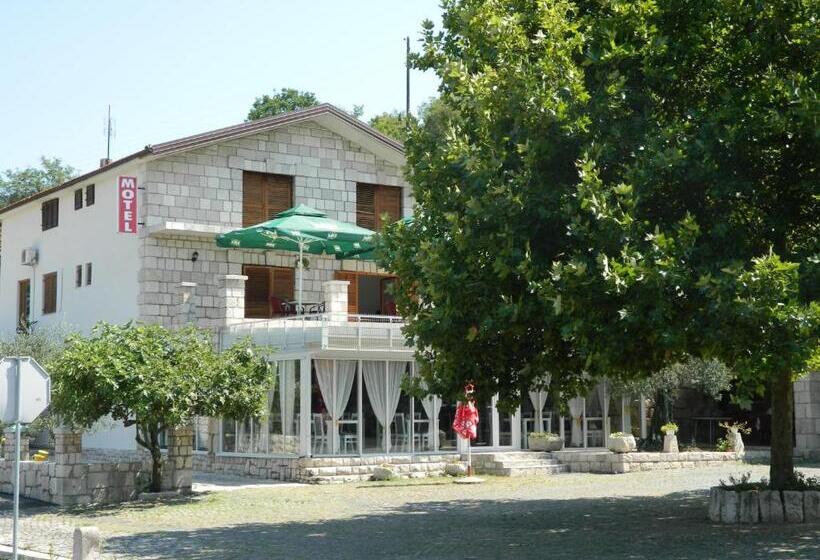 اتاق استاندارد با بالکن, Motel Jelčić