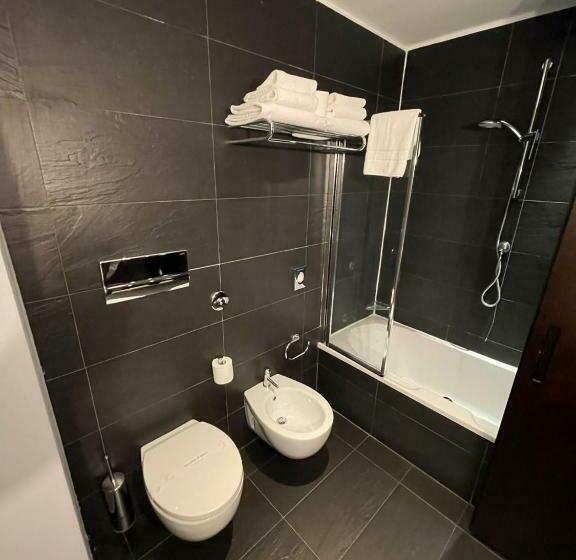 Номер Стандарт Трехместный, Bes Hotel Cremona Soncino