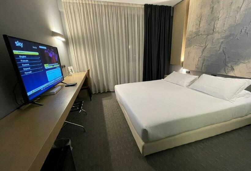 Номер Стандарт, Bes Hotel Cremona Soncino