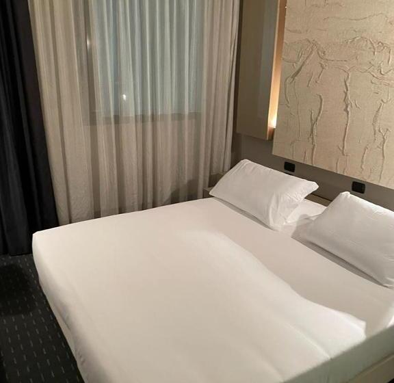 スタンダードルーム, Bes Hotel Cremona Soncino