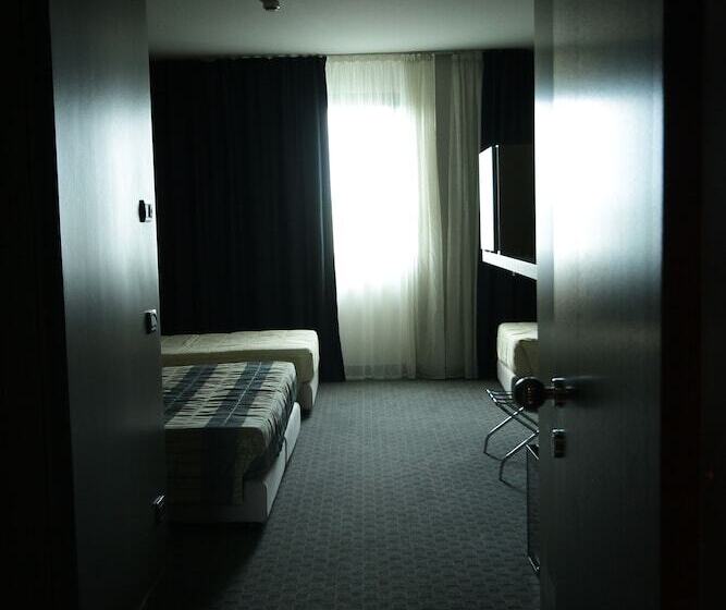 スタンダード４人部屋, Bes Hotel Cremona Soncino