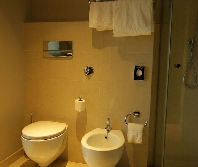 スタンダード４人部屋, Bes Hotel Cremona Soncino