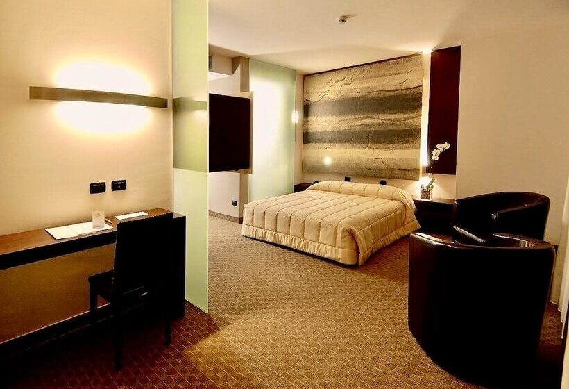スーペリアールーム, Bes Hotel Cremona Soncino