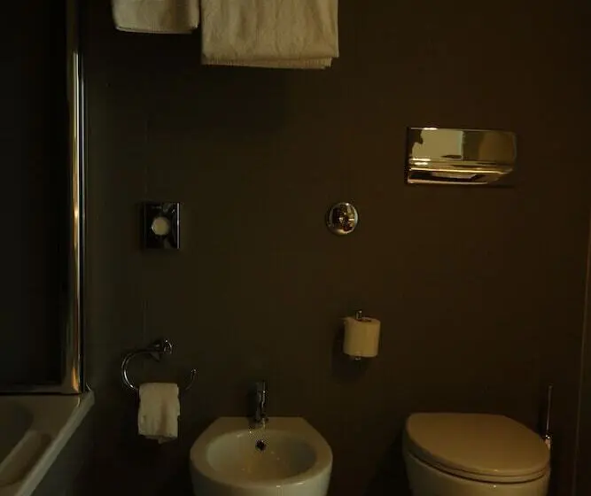 スーペリアールーム, Bes Hotel Cremona Soncino