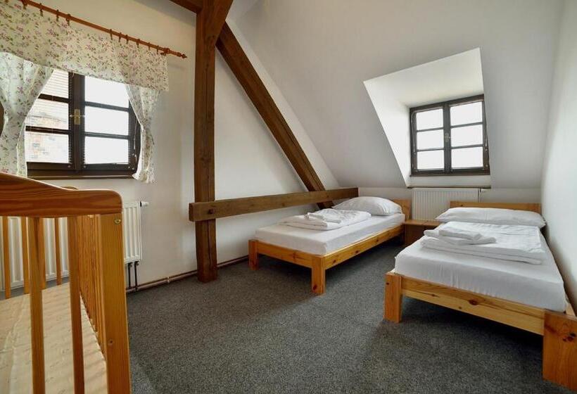 阁楼套房, Pivovarský Dvůr Lipan