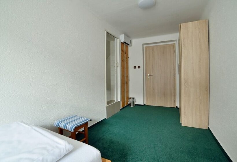 标准间, Pivovarský Dvůr Lipan