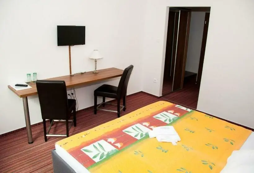 Standard-huone, Restaurace A Penzion Zděná Bouda