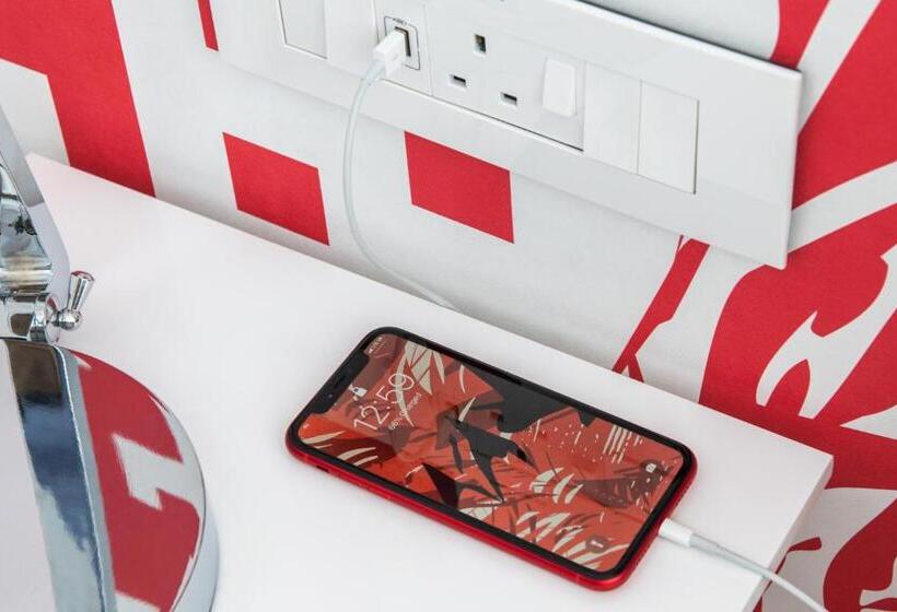 اتاق پرمیوم, Radisson Red Dubai Silicon Oasis