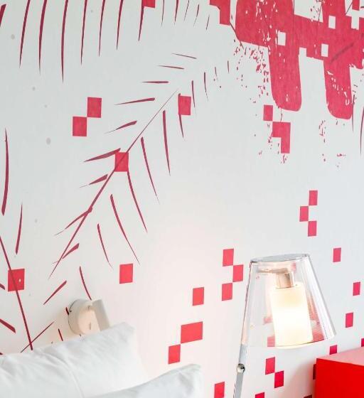 اتاق پرمیوم, Radisson Red Dubai Silicon Oasis