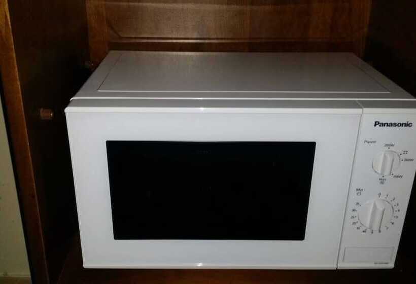 اتاق استاندارد با سرویس بهداشتی مشترک, Atrium Rooms