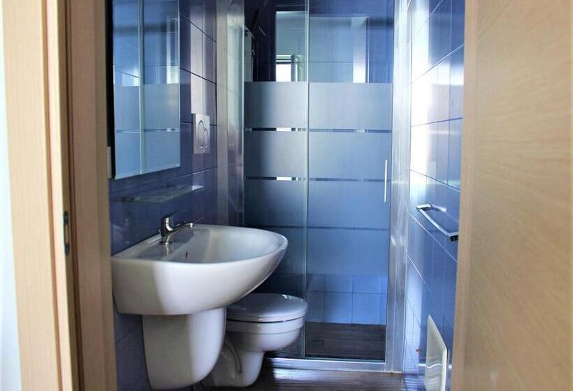 اتاق استاندارد, Depandance Petraroli