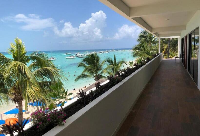 غرفة قياسية سرير كينج, Cuxos Hotel Beachfront
