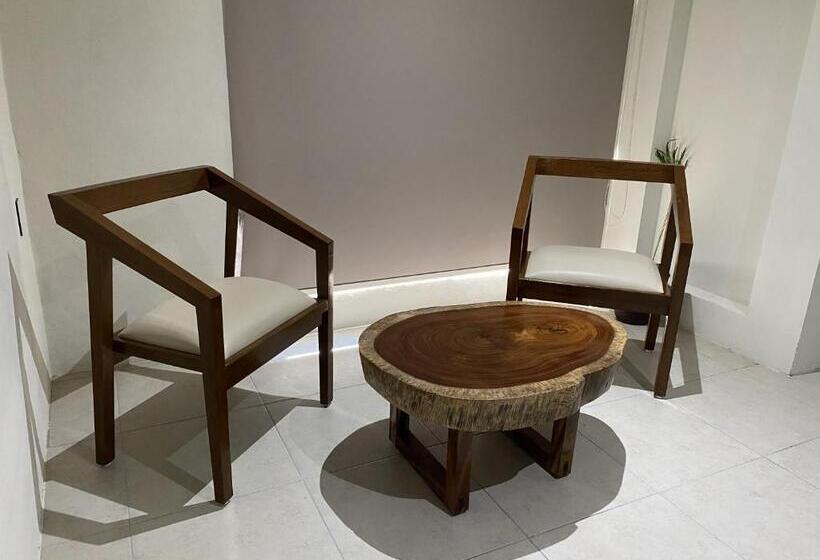 스탠다드 룸 킹사이즈 침대, Cuxos Hotel Beachfront