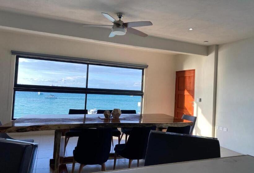 شقة غرفة واحدة مطلة على البحر, Cuxos Hotel Beachfront