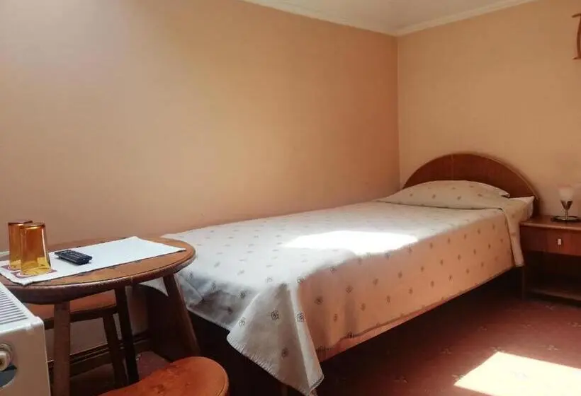スタンダードルーム, Family Hotel Bashtina Kashta