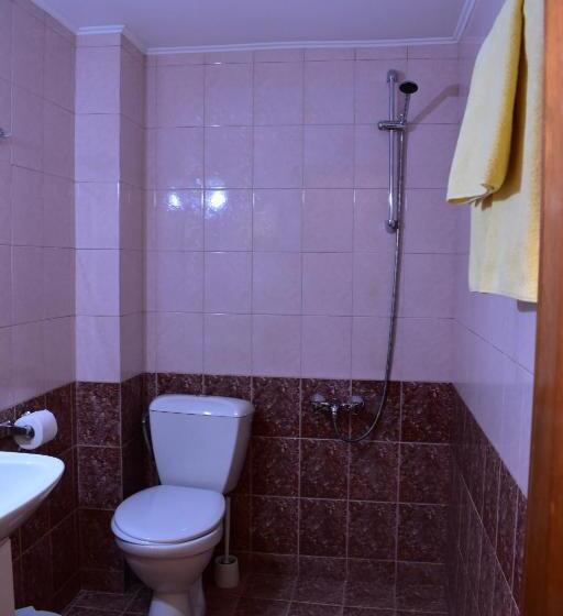 غرفة قياسية ثلاثية, Family Hotel Bashtina Kashta