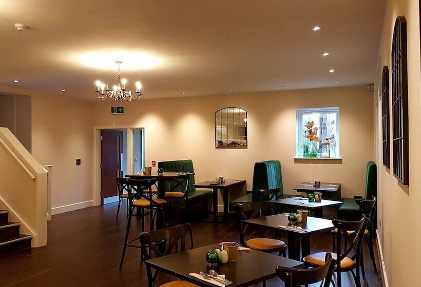 Номер Стандарт Трехместный, Grains Bar